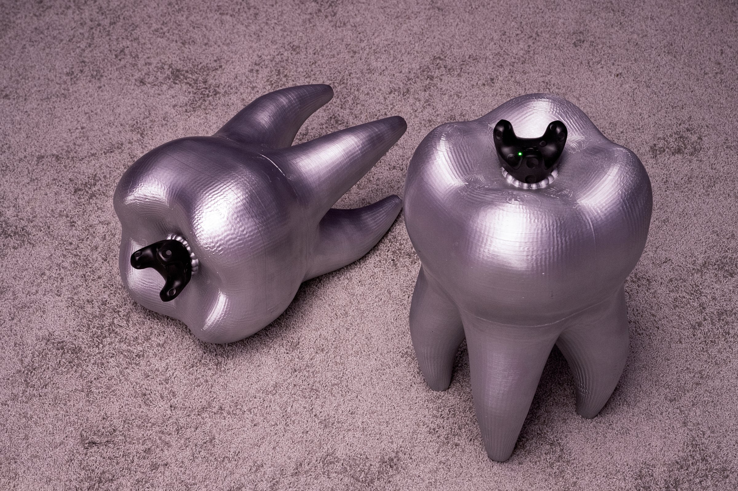 Mirrorworlds — Silver teeth