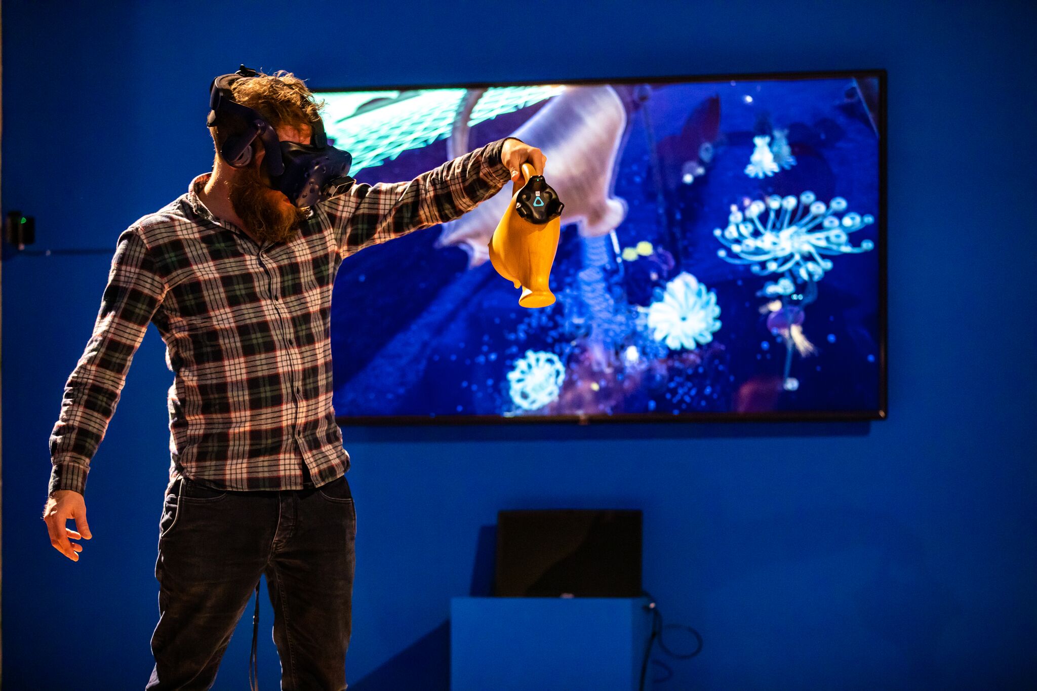 Weightless Collaboration